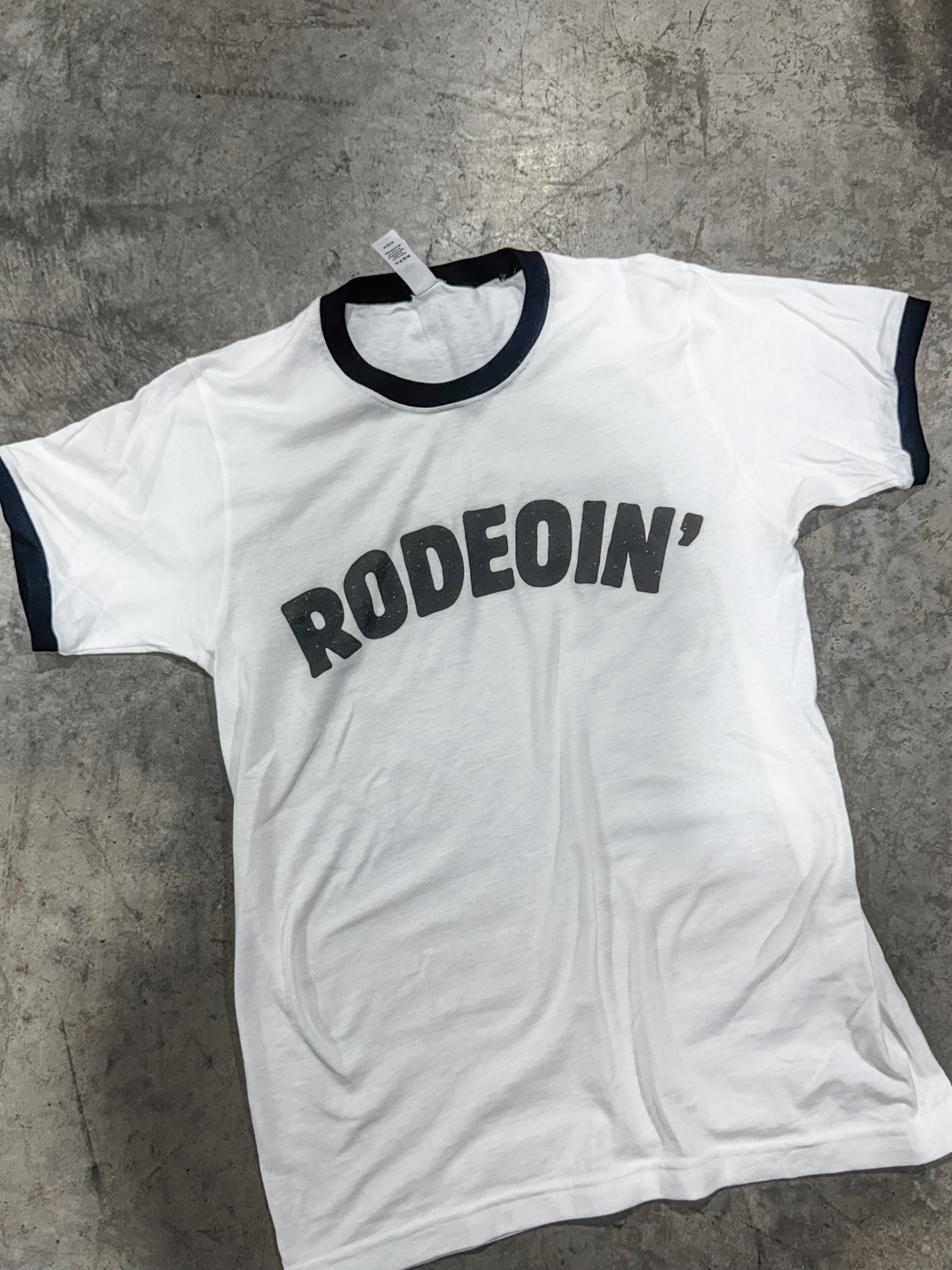 Rodeoin Tee