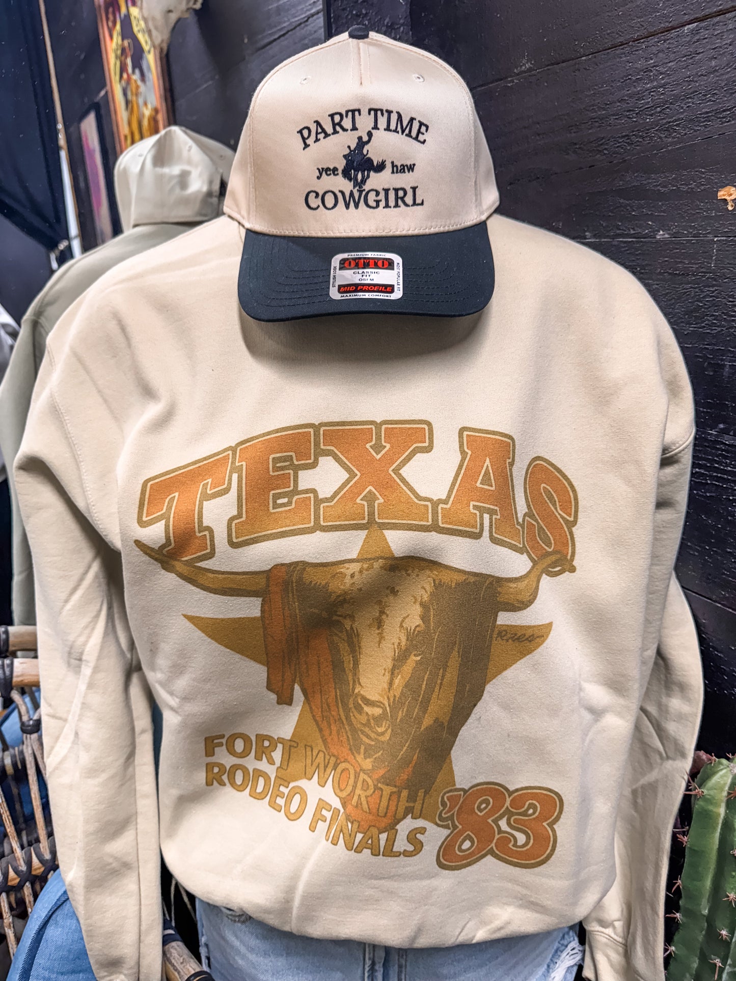Texas FW Finds Sweatshirt