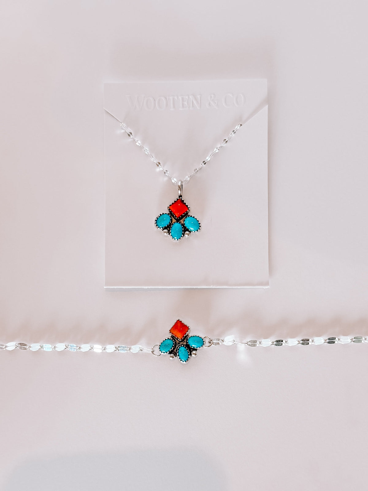 Flint Stone Cluster Necklace