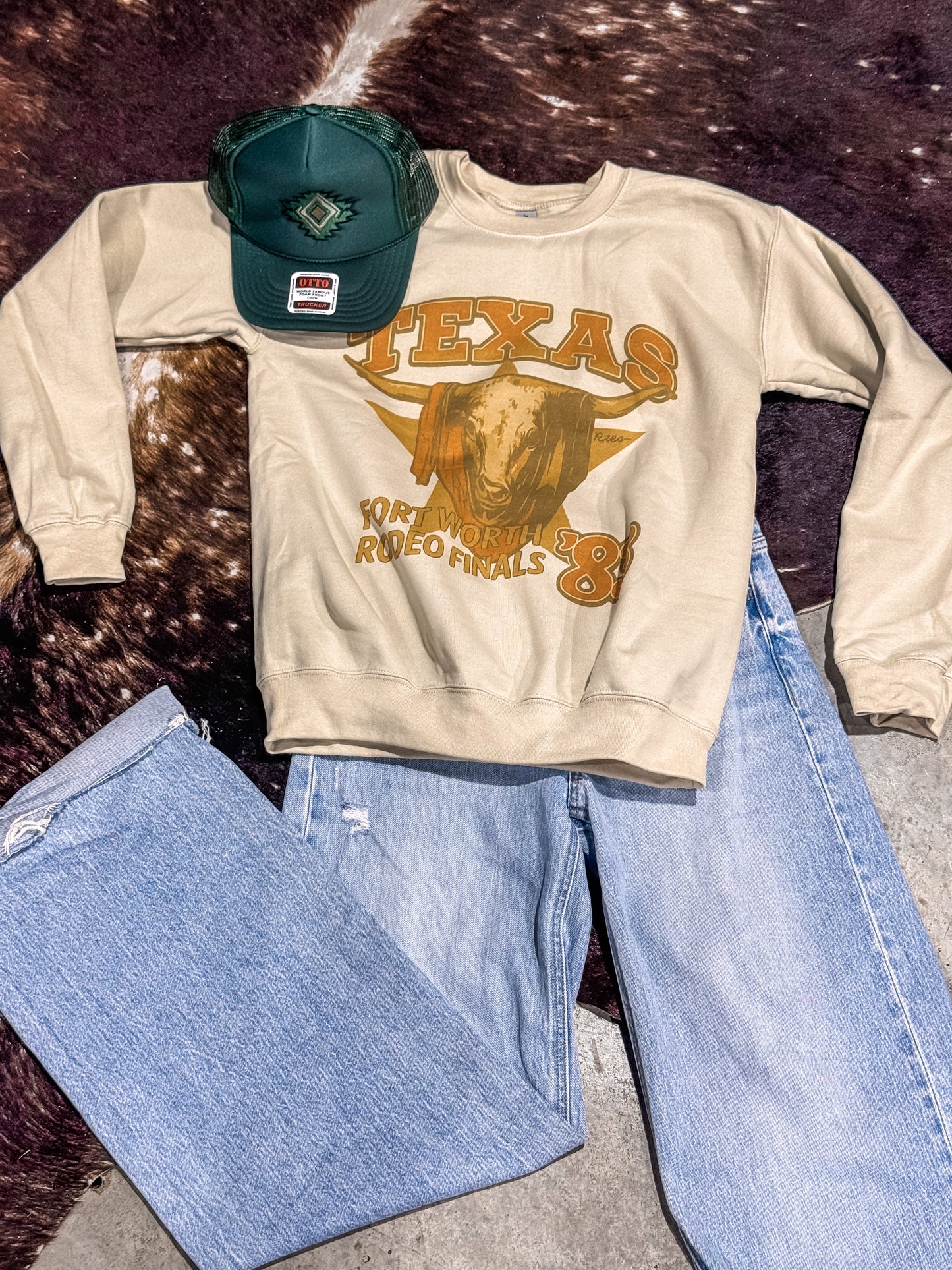 Texas FW Finds Sweatshirt