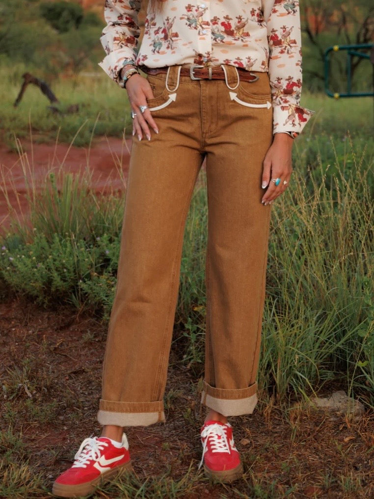The Abilene Jeans in Tan