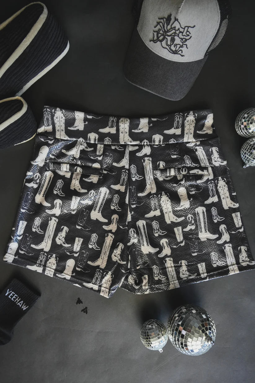 Boot-i-ful Shorts