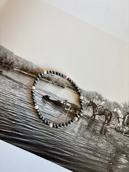 4mm Pink Conch Stretch Bracelet