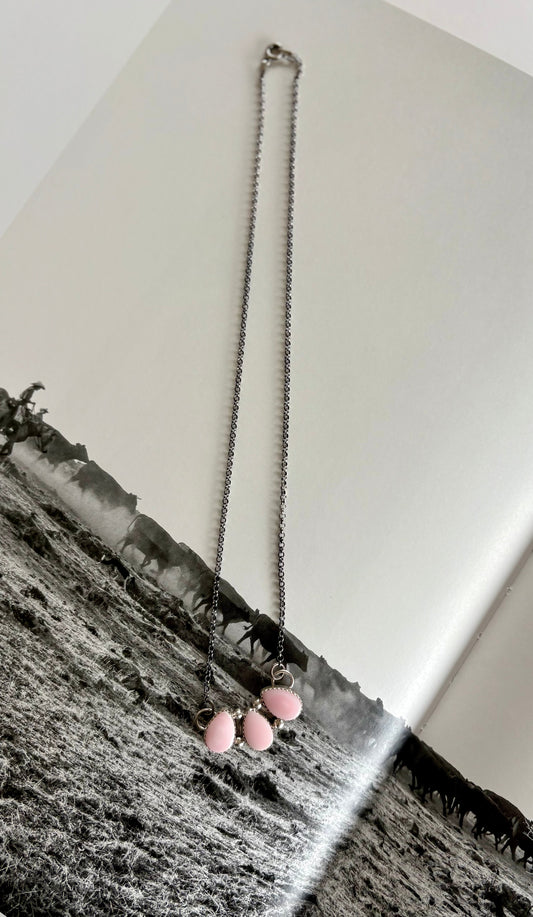 Pink Conch Bar Necklace