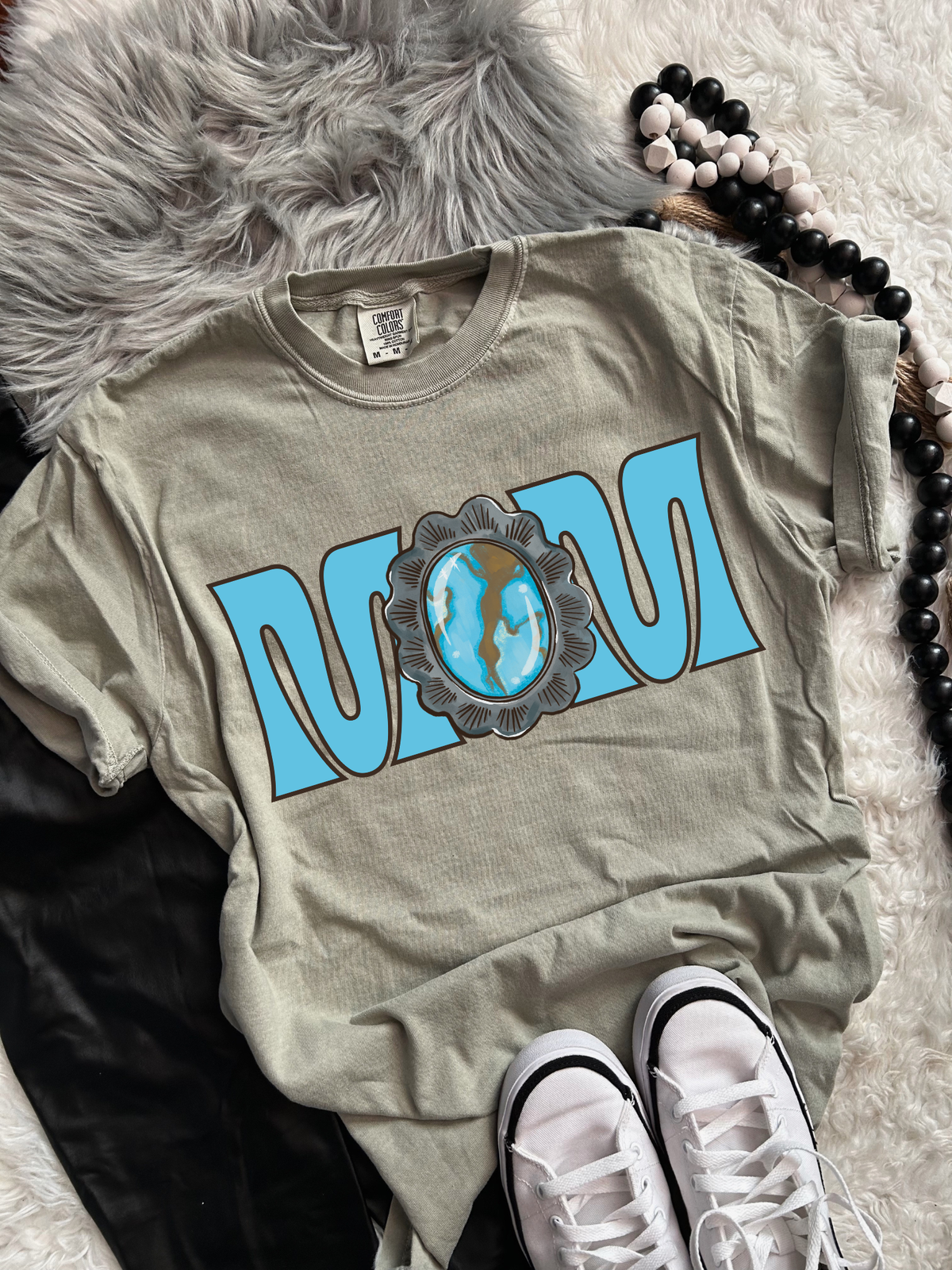 Turq Mom tee