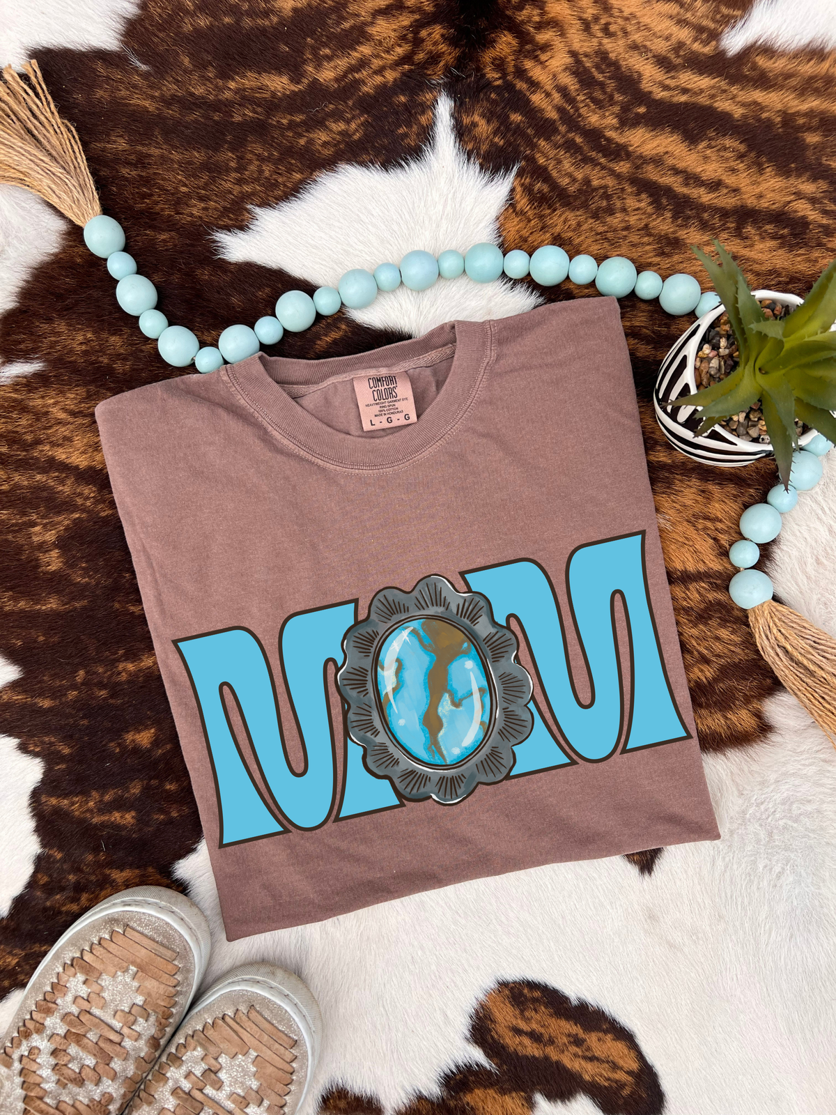 Turq Mom tee